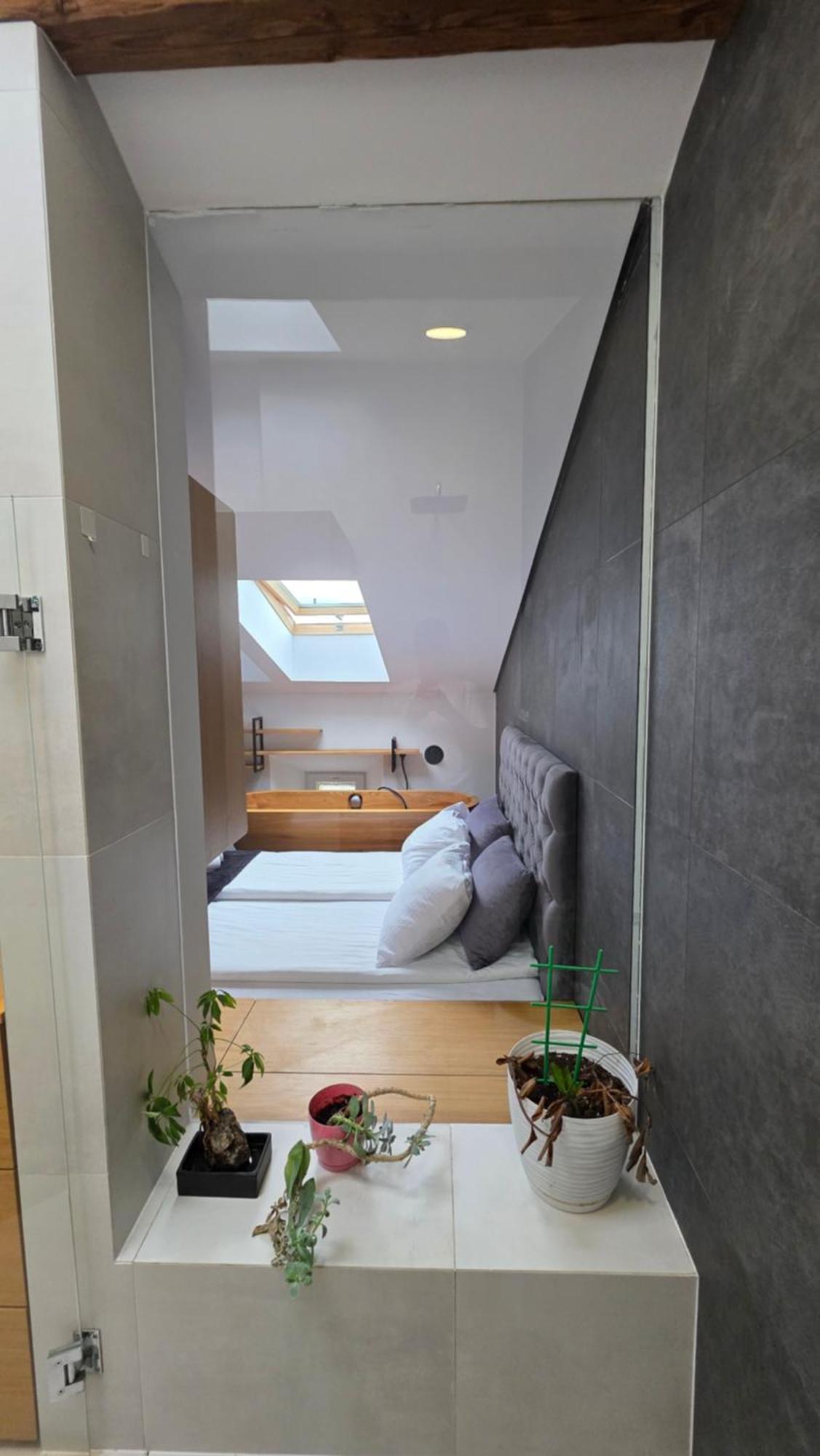 Amazing With Bedroom Tube By Citybeat Kraków